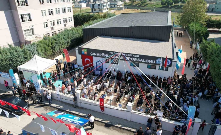 Çınarönü Kapalı Spor Salonu hizmete girdi