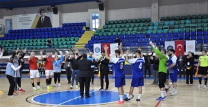 İşitme Engelliler Futsal Türkiye Şampiyonası Kütahya’da başladı