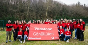 VODAFONE VAKFI, ENGELLİ HAYVANLAR İÇİN YÜRÜTEÇ ÜRETECEK